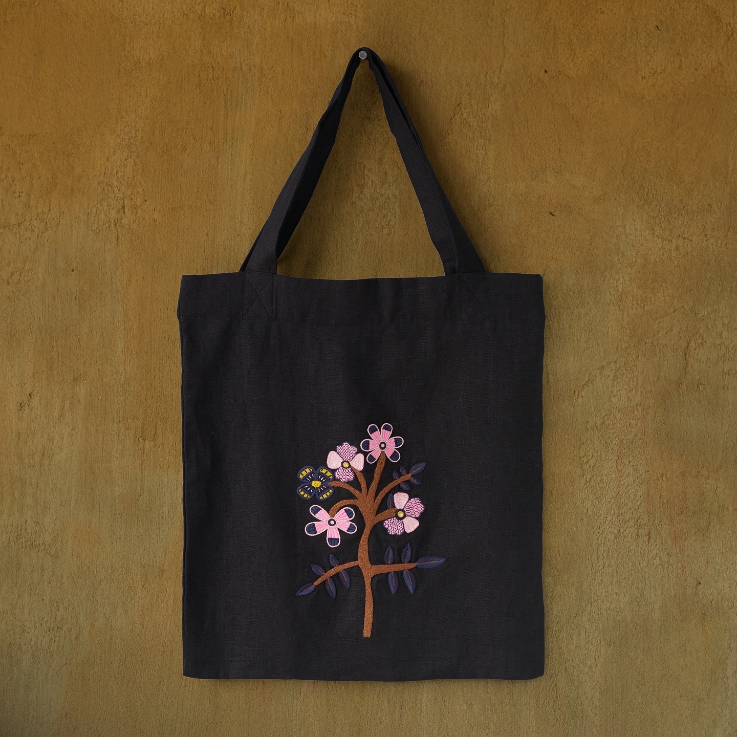 Bold hand embroidery | Jupe by Jackie
